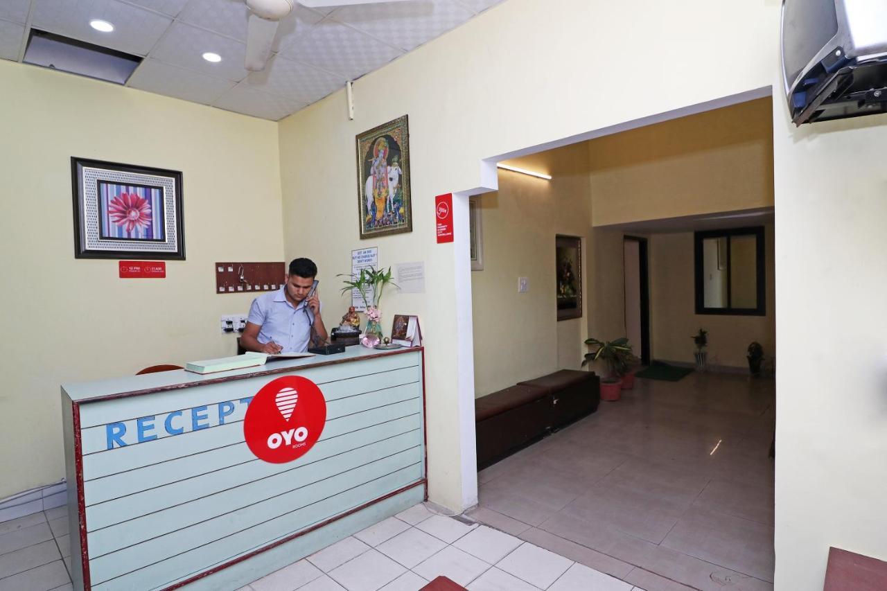 Oyo 14179 Panchvati Hotel Dehradun Exterior foto