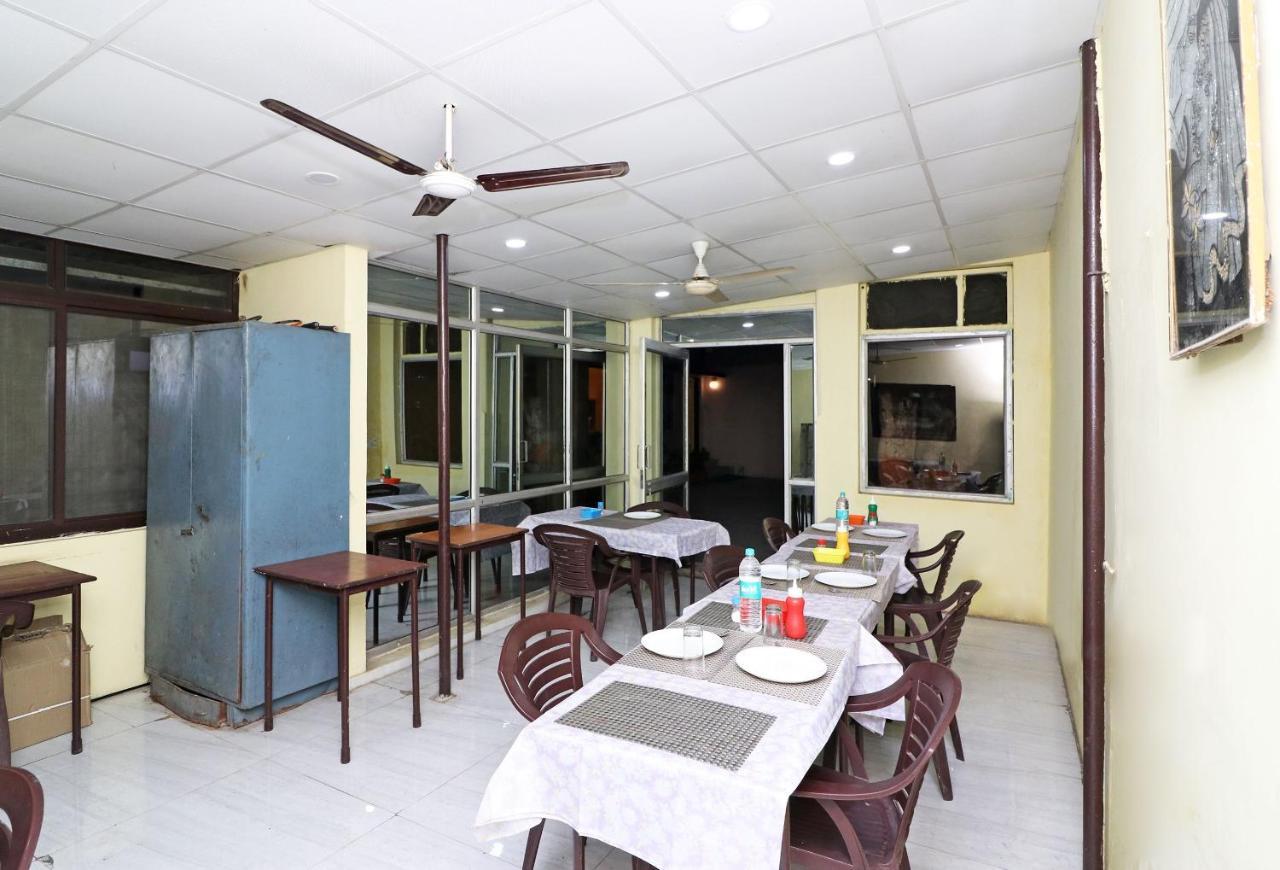Oyo 14179 Panchvati Hotel Dehradun Exterior foto