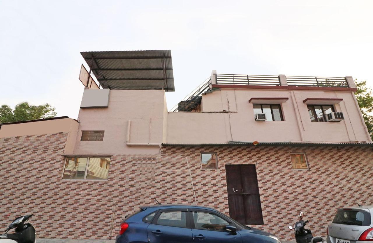 Oyo 14179 Panchvati Hotel Dehradun Exterior foto